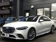 メルセデスベンツ Sクラス S500 4MATIC AMGﾗｲﾝ&ﾚｻﾞｰｴｸｽｸﾙｰｼﾌﾞ&ﾍﾞｰｼｯｸPKG　ISG搭載 1ｵｰﾅｰ ﾌﾞﾗｳﾝﾚｻﾞｰ/ﾋｰﾀｰ/ﾍﾞﾝﾁﾚｰﾀｰ ﾊﾟﾉﾗﾏSR MBUXﾅﾋﾞTV 360ｶﾒﾗ Burmester 3DｺｯｸﾋﾟｯﾄD/ARﾍｯﾄﾞｱｯﾌﾟD 360度&前後ﾄﾞﾗﾚｺ ﾃﾞｼﾞﾀﾙLEDﾗｲﾄ AMGｴｱﾛ/20ｲﾝﾁAW　2年保証付