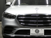 メルセデスベンツ Sクラス S500 4MATIC AMGﾗｲﾝ ﾚｻﾞｰｴｸｽｸﾙｰｼﾌﾞ&ﾍﾞｰｼｯｸPKG　ISG搭載 1ｵｰﾅｰ ﾅｯﾊﾟﾚｻﾞｰ/ﾋｰﾀｰ/ﾍﾞﾝﾁﾚｰﾀｰ/ﾏｯｻｰｼﾞ ﾊﾟﾉﾗﾏSR MBUXﾅﾋﾞTV 360ｶﾒﾗ Burmester 3DｺｯｸﾋﾟｯﾄD 前後ﾄﾞﾗﾚｺ ﾃﾞｼﾞﾀﾙLEDﾗｲﾄ AMGｴｱﾛ/20ｲﾝﾁAW　2年保証付