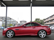 メルセデスベンツ SLKクラス SLK200 ｴｸｽｸﾙｰｼﾌﾞ ﾚｰﾀﾞｰｾｰﾌﾃｨPKG　9速AT 2,000ccEG 黒本革/ﾋｰﾀｰ/ｴｱｽｶｰﾌ ﾏｼﾞｯｸｽｶｲﾙｰﾌ HDDﾅﾋﾞ 地ﾃﾞｼﾞ ﾊﾞｯｸｶﾒﾗ ﾊﾟｰｸﾄﾛﾆｯｸ ﾄﾞﾗﾚｺ ﾀﾞｲﾅﾐｯｸﾊﾝﾄﾞﾘﾝｸﾞPKG AMGｴｱﾛ/18ｲﾝﾁAW　2年保証付