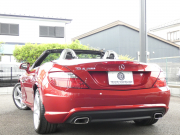 メルセデスベンツ SLKクラス SLK200 ｴｸｽｸﾙｰｼﾌﾞ ﾚｰﾀﾞｰｾｰﾌﾃｨPKG　9速AT 2,000ccEG 黒本革/ﾋｰﾀｰ/ｴｱｽｶｰﾌ ﾏｼﾞｯｸｽｶｲﾙｰﾌ HDDﾅﾋﾞ 地ﾃﾞｼﾞ ﾊﾞｯｸｶﾒﾗ ﾊﾟｰｸﾄﾛﾆｯｸ ﾄﾞﾗﾚｺ ﾀﾞｲﾅﾐｯｸﾊﾝﾄﾞﾘﾝｸﾞPKG AMGｴｱﾛ/18ｲﾝﾁAW　2年保証付