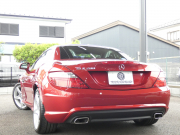 メルセデスベンツ SLKクラス SLK200 ｴｸｽｸﾙｰｼﾌﾞ ﾚｰﾀﾞｰｾｰﾌﾃｨPKG　9速AT 2,000ccEG 黒本革/ﾋｰﾀｰ/ｴｱｽｶｰﾌ ﾏｼﾞｯｸｽｶｲﾙｰﾌ HDDﾅﾋﾞ 地ﾃﾞｼﾞ ﾊﾞｯｸｶﾒﾗ ﾊﾟｰｸﾄﾛﾆｯｸ ﾄﾞﾗﾚｺ ﾀﾞｲﾅﾐｯｸﾊﾝﾄﾞﾘﾝｸﾞPKG AMGｴｱﾛ/18ｲﾝﾁAW　2年保証付