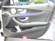 メルセデスベンツ Eクラス E200 ｽﾎﾟｰﾂ AMGﾗｲﾝｲﾝﾃﾘｱ&ｴｸｽｸﾙｰｼﾌﾞ&ﾚｰﾀﾞｰｾｰﾌﾃｨPKG　後期 BSG搭載 AMGｴｱﾛ&19AW ﾅｯﾊﾟ革/前後ﾋｰﾀｰ MBUXﾅﾋﾞ 地ﾃﾞｼﾞ AppleCarPlay 360度ｶﾒﾗ Burmester ﾍｯﾄﾞｱｯﾌﾟD 前後ﾄﾞﾗﾚｺ ｵｰﾄﾄﾗﾝｸ　2年保証付