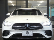 メルセデスベンツ Eクラス E200 ｽﾎﾟｰﾂ AMGﾗｲﾝｲﾝﾃﾘｱ&ｴｸｽｸﾙｰｼﾌﾞ&ﾚｰﾀﾞｰｾｰﾌﾃｨPKG　後期 BSG搭載 AMGｴｱﾛ&19AW ﾅｯﾊﾟ革/前後ﾋｰﾀｰ MBUXﾅﾋﾞ 地ﾃﾞｼﾞ AppleCarPlay 360度ｶﾒﾗ Burmester ﾍｯﾄﾞｱｯﾌﾟD 前後ﾄﾞﾗﾚｺ ｵｰﾄﾄﾗﾝｸ　2年保証付