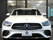 メルセデスベンツ Eクラス E200 ｽﾎﾟｰﾂ AMGﾗｲﾝｲﾝﾃﾘｱ&ｴｸｽｸﾙｰｼﾌﾞ&ﾚｰﾀﾞｰｾｰﾌﾃｨPKG　後期 BSG搭載 AMGｴｱﾛ&19AW ﾅｯﾊﾟ革/前後ﾋｰﾀｰ MBUXﾅﾋﾞ 地ﾃﾞｼﾞ AppleCarPlay 360度ｶﾒﾗ Burmester ﾍｯﾄﾞｱｯﾌﾟD 前後ﾄﾞﾗﾚｺ ｵｰﾄﾄﾗﾝｸ　2年保証付