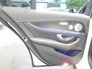 メルセデスベンツ Eクラス E200 ｽﾎﾟｰﾂ AMGﾗｲﾝｲﾝﾃﾘｱ&ｴｸｽｸﾙｰｼﾌﾞ&ﾚｰﾀﾞｰｾｰﾌﾃｨPKG　後期 BSG搭載 AMGｴｱﾛ&19AW ﾅｯﾊﾟ革/前後ﾋｰﾀｰ MBUXﾅﾋﾞ 地ﾃﾞｼﾞ AppleCarPlay 360度ｶﾒﾗ Burmester ﾍｯﾄﾞｱｯﾌﾟD 前後ﾄﾞﾗﾚｺ ｵｰﾄﾄﾗﾝｸ　2年保証付