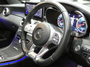 AMG Cクラス C63 ｴｸｽｸﾙｰｼﾌﾞ&ﾚｰﾀﾞｰｾｰﾌﾃｨPKG　後期 476ps meｺﾈｸﾄ AMGｴｱﾛ/19ｲﾝﾁAW ﾌﾞﾗｯｸﾅｯﾊﾟﾚｻﾞｰ ﾊﾟﾉﾗﾏｻﾝﾙｰﾌ 純正ﾅﾋﾞ 地ﾃﾞｼﾞ Bｶﾒﾗ AppleCarPlay 前後ﾄﾞﾗﾚｺ Burmester IWCｸﾛｯｸ 自動ﾄﾗﾝｸ/ﾌｯﾄOP ｴｱﾊﾞﾗﾝｽPKG　2年保証付