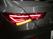 メルセデスベンツ CLAクラス CLA200d AMGﾗｲﾝ AMGﾚｻﾞｰｴｸｽｸﾙｰｼﾌﾞ&ｱﾄﾞﾊﾞﾝｽﾄﾞ&ﾅﾋﾞ&ﾚｰﾀﾞｰｾｰﾌﾃｨPKG　1ｵｰﾅｰ meｺﾈｸﾄ 灰黒革 ﾊﾟﾉﾗﾏSR MBUXﾅﾋﾞTV 360度ｶﾒﾗ ｱﾄﾞﾊﾞﾝｽﾄﾞｻｳﾝﾄﾞ ﾍｯﾄﾞｱｯﾌﾟD ﾜｲﾔﾚｽﾁｬｰｼﾞ LEDﾗｲﾄ/ｱﾀﾞﾌﾟﾃｨﾌﾞHB　2年保証付
