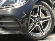 メルセデスベンツ Cクラス C220d ｽﾃｰｼｮﾝﾜｺﾞﾝ AVG AMGﾗｲﾝ ﾚｰﾀﾞｰｾｰﾌﾃｨPKG　後期 9速AT meｺﾈｸﾄ ｷｰﾚｽｺﾞｰ 黒革ｼｰﾄ/ﾋｰﾀｰ HDDﾅﾋﾞ 地ﾃﾞｼﾞ Bｶﾒﾗ AppleCarPlay ﾊﾟﾄﾞﾙｼﾌﾄ LEDﾗｲﾄ/自動HB ｱﾝﾋﾞｴﾝﾄﾗｲﾄ AMGｴｱﾛ/18AW　2年保証付