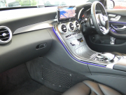 メルセデスベンツ Cクラス C200 4MATIC AVG AMGﾗｲﾝ ﾚｰﾀﾞｰｾｰﾌﾃｨPKG　後期 BSG搭載 9速AT meｺﾈｸﾄ ｷｰﾚｽｺﾞｰ 黒革ｼｰﾄ/ﾋｰﾀｰ HDDﾅﾋﾞ 地ﾃﾞｼﾞ Bｶﾒﾗ AppleCarPlay ﾊﾟﾄﾞﾙｼﾌﾄ 360度ﾄﾞﾗﾚｺ LEDﾗｲﾄ/自動HB ｱﾝﾋﾞｴﾝﾄﾗｲﾄ AMGｴｱﾛ/18AW　2年保証付
