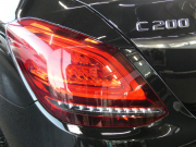 メルセデスベンツ Cクラス C200 4MATIC AVG AMGﾗｲﾝ ﾚｰﾀﾞｰｾｰﾌﾃｨPKG　後期 BSG搭載 9速AT meｺﾈｸﾄ ｷｰﾚｽｺﾞｰ 黒革ｼｰﾄ/ﾋｰﾀｰ HDDﾅﾋﾞ 地ﾃﾞｼﾞ Bｶﾒﾗ AppleCarPlay ﾊﾟﾄﾞﾙｼﾌﾄ 360度ﾄﾞﾗﾚｺ LEDﾗｲﾄ/自動HB ｱﾝﾋﾞｴﾝﾄﾗｲﾄ AMGｴｱﾛ/18AW　2年保証付