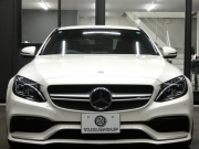 AMG Cクラス C63 ｴｸｽｸﾙｰｼﾌﾞ&ﾚｰﾀﾞｰｾｰﾌﾃｨPKG　AMG19ｲﾝﾁAW&AMGｴｱﾛ ﾌﾞﾗｯｸﾅｯﾊﾟﾚｻﾞｰ ﾅﾋﾞTV Bｶﾒﾗ Burmester 自動ﾄﾗﾝｸ/ﾌｯﾄOP ｴｱﾊﾞﾗﾝｽPKG/ﾊﾟﾌｭｰﾑｱﾄﾏｲｻﾞｰ AMGﾗｲﾄﾞｺﾝﾄﾛｰﾙｻｽ AMG強化ﾌﾞﾚｰｷ ﾄﾞﾗﾚｺ LEDﾍｯﾄﾞﾗｲﾄ/ｵｰﾄHB　2年保証付