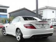 メルセデスベンツ SLKクラス SLK200 ﾄﾚﾝﾄﾞ+ AMGｽﾎﾟｰﾂ&ﾚｰﾀﾞｰｾｰﾌﾃｨPKG　AMGｴｱﾛ&18AW ﾄﾗﾝｸｽﾎﾟｲﾗｰ 黒本革/ｼｰﾄﾋｰﾀｰ/ｴｱｽｶｰﾌ ﾚｯﾄﾞｼｰﾄﾍﾞﾙﾄ HDDﾅﾋﾞ 地ﾃﾞｼﾞ ﾊﾟﾄﾞﾙｼﾌﾄ ｷｾﾉﾝﾗｲﾄ/ｱﾀﾞﾌﾟﾃｨﾌﾞHB　2年保証付