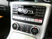 メルセデスベンツ SLKクラス SLK200 ﾄﾚﾝﾄﾞ+ AMGｽﾎﾟｰﾂ&ﾚｰﾀﾞｰｾｰﾌﾃｨPKG　AMGｴｱﾛ&18AW ﾄﾗﾝｸｽﾎﾟｲﾗｰ 黒本革/ｼｰﾄﾋｰﾀｰ/ｴｱｽｶｰﾌ ﾚｯﾄﾞｼｰﾄﾍﾞﾙﾄ HDDﾅﾋﾞ 地ﾃﾞｼﾞ ﾊﾟﾄﾞﾙｼﾌﾄ ｷｾﾉﾝﾗｲﾄ/ｱﾀﾞﾌﾟﾃｨﾌﾞHB　2年保証付