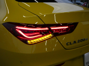メルセデスベンツ CLAクラス CLA200d AMGﾗｲﾝ AMGﾚｻﾞｰｴｸｽｸﾙｰｼﾌﾞ&ｱﾄﾞﾊﾞﾝｽﾄﾞ&ﾅﾋﾞ&ﾚｰﾀﾞｰｾｰﾌﾃｨPKG　meｺﾈｸﾄ 灰黒革 ﾊﾟﾉﾗﾏSR MBUXﾅﾋﾞTV 360度ｶﾒﾗ ｱﾄﾞﾊﾞﾝｽﾄﾞｻｳﾝﾄﾞ ﾍｯﾄﾞｱｯﾌﾟD ﾜｲﾔﾚｽﾁｬｰｼﾞ LEDﾗｲﾄ/ｱﾀﾞﾌﾟﾃｨﾌﾞHB　2年保証付