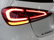 メルセデスベンツ Aクラス A200d AMGﾗｲﾝ AMGﾚｻﾞｰｴｸｽｸﾙｰｼﾌﾞ&ｱﾄﾞﾊﾞﾝｽﾄﾞ&ﾅﾋﾞ&ﾚｰﾀﾞｰｾｰﾌﾃｨPKG　meｺﾈｸﾄ 灰黒革 ﾊﾟﾉﾗﾏSR MBUXﾅﾋﾞTV 360度ｶﾒﾗ ｱﾄﾞﾊﾞﾝｽﾄﾞｻｳﾝﾄﾞ ﾍｯﾄﾞｱｯﾌﾟD ﾜｲﾔﾚｽﾁｬｰｼﾞ 前後ﾄﾞﾗﾚｺ LEDﾗｲﾄ/ｱﾀﾞﾌﾟﾃｨﾌﾞHB　2年保証付