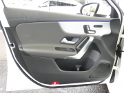 メルセデスベンツ Aクラス A200d AMGﾗｲﾝ AMGﾚｻﾞｰｴｸｽｸﾙｰｼﾌﾞ&ｱﾄﾞﾊﾞﾝｽﾄﾞ&ﾅﾋﾞ&ﾚｰﾀﾞｰｾｰﾌﾃｨPKG　meｺﾈｸﾄ 灰黒革 ﾊﾟﾉﾗﾏSR MBUXﾅﾋﾞTV 360度ｶﾒﾗ ｱﾄﾞﾊﾞﾝｽﾄﾞｻｳﾝﾄﾞ ﾍｯﾄﾞｱｯﾌﾟD ﾜｲﾔﾚｽﾁｬｰｼﾞ 前後ﾄﾞﾗﾚｺ LEDﾗｲﾄ/ｱﾀﾞﾌﾟﾃｨﾌﾞHB　2年保証付