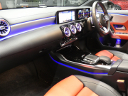 AMG Aクラス A35 4MATIC AMGｱﾄﾞﾊﾞﾝｽﾄﾞ&ﾅﾋﾞｹﾞｰｼｮﾝ&ﾚｰﾀﾞｰｾｰﾌﾃｨPKG　1ｵｰﾅｰ meｺﾈｸﾄ AMGｴｱﾛ 18ｲﾝﾁAW 赤黒革/ﾋｰﾀｰ ﾊﾟﾉﾗﾏｻﾝﾙｰﾌ MBUXﾅﾋﾞ 地ﾃﾞｼﾞ 360度ｶﾒﾗ ﾍｯﾄﾞｱｯﾌﾟD ｱﾄﾞﾊﾞﾝｽﾄﾞｻｳﾝﾄﾞ 前後ﾄﾞﾗﾚｺ ﾀﾞｲﾅﾐｯｸｾﾚｸﾄ LEDﾗｲﾄ　2年保証付