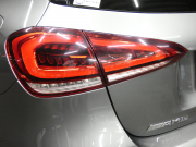 AMG Aクラス A35 4MATIC AMGｱﾄﾞﾊﾞﾝｽﾄﾞ&ﾅﾋﾞｹﾞｰｼｮﾝ&ﾚｰﾀﾞｰｾｰﾌﾃｨPKG　1ｵｰﾅｰ meｺﾈｸﾄ AMGｴｱﾛ 18ｲﾝﾁAW 赤黒革/ﾋｰﾀｰ ﾊﾟﾉﾗﾏｻﾝﾙｰﾌ MBUXﾅﾋﾞ 地ﾃﾞｼﾞ 360度ｶﾒﾗ ﾍｯﾄﾞｱｯﾌﾟD ｱﾄﾞﾊﾞﾝｽﾄﾞｻｳﾝﾄﾞ 前後ﾄﾞﾗﾚｺ ﾀﾞｲﾅﾐｯｸｾﾚｸﾄ LEDﾗｲﾄ　2年保証付