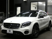 メルセデスベンツ GLA GLA250 4MATIC ﾚｰﾀﾞｰｾｰﾌﾃｨPKG　後期  受注生産ﾓﾃﾞﾙ 1ｵｰﾅｰ ｷｰﾚｽｺﾞｰ 黒本革ｼｰﾄ/ﾋｰﾀｰ ﾊﾟﾉﾗﾏｻﾝﾙｰﾌ ﾅﾋﾞ 地ﾃﾞｼﾞ Bｶﾒﾗ AppleCarPlay 前後ﾄﾞﾗﾚｺ GPSﾚｰﾀﾞｰ 自動ﾘｱｹﾞｰﾄ/ﾌｯﾄOP LEDﾗｲﾄ/自動HB ｱﾝﾋﾞｴﾝﾄﾗｲﾄ　2年保証付