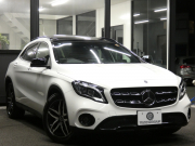 メルセデスベンツ GLA GLA250 4MATIC ﾚｰﾀﾞｰｾｰﾌﾃｨPKG　後期  受注生産ﾓﾃﾞﾙ 1ｵｰﾅｰ ｷｰﾚｽｺﾞｰ 黒本革ｼｰﾄ/ﾋｰﾀｰ ﾊﾟﾉﾗﾏｻﾝﾙｰﾌ ﾅﾋﾞ 地ﾃﾞｼﾞ Bｶﾒﾗ AppleCarPlay 前後ﾄﾞﾗﾚｺ GPSﾚｰﾀﾞｰ 自動ﾘｱｹﾞｰﾄ/ﾌｯﾄOP LEDﾗｲﾄ/自動HB ｱﾝﾋﾞｴﾝﾄﾗｲﾄ　2年保証付