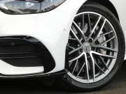 AMG Cクラス C43 4MATIC AMGﾅｲﾄ&ﾚｰﾀﾞｰｾｰﾌﾃｨPKG　BSG搭載 AMGｴｱﾛ&19AW AMGﾅｲﾄPKG ﾊﾟﾌｫｰﾏﾝｽｻｳﾝﾄﾞ ﾘｱｱｸｽﾙｽﾃｱﾘﾝｸﾞ 黒本革ｼｰﾄ/ﾋｰﾀｰ/ﾍﾞﾝﾁﾚｰﾀｰ MBUXﾅﾋﾞ 地ﾃﾞｼﾞ 360度ｶﾒﾗ Burmester HUD 前後ﾄﾞﾗﾚｺ DIGITALﾗｲﾄ　2年保証付