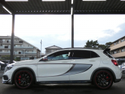 AMG GLA GLA45 AMG 4MATIC ｴﾃﾞｨｼｮﾝ1 ﾚｰﾀﾞｰｾｰﾌﾃｨPKG　300台限定 専用ｴｸｽﾃﾘｱ&ｲﾝﾃﾘｱ AMGﾊﾟﾌｫｰﾏﾝｽｼｰﾄ/ｽﾃｱﾘﾝｸﾞ AMGｴｱﾛ/20ｲﾝﾁAW 強化ﾌﾞﾚｰｷ&ｻｽﾍﾟﾝｼｮﾝ HDDﾅﾋﾞ 地ﾃﾞｼﾞ Bｶﾒﾗ BTｵｰﾃﾞｨｵ 前後ﾄﾞﾗﾚｺ 自動ﾘｱｹﾞｰﾄ　2年保証付