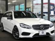 メルセデスベンツ Eクラス E250 ｽﾃｰｼｮﾝﾜｺﾞﾝ AVG 1stｱﾆﾊﾞｰｻﾘｰｴﾃﾞｨｼｮﾝ AMGｽﾎﾟｰﾂ&ﾚｰﾀﾞｰｾｰﾌﾃｨPKG　200台限定 後期 ｷｰﾚｽｺﾞｰ 黒本革ｼｰﾄ/前後ﾋｰﾀｰ ﾅﾋﾞ 地ﾃﾞｼﾞ Bｶﾒﾗ 自動ﾘｱｹﾞｰﾄ/ ﾌｯﾄOP ﾊﾟﾄﾞﾙｼﾌﾄ LEDﾗｲﾄ/自動HB AMGｴｱﾛ 19ｲﾝﾁAW　2年保証付