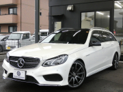 メルセデスベンツ Eクラス E250 ｽﾃｰｼｮﾝﾜｺﾞﾝ AVG 1stｱﾆﾊﾞｰｻﾘｰｴﾃﾞｨｼｮﾝ AMGｽﾎﾟｰﾂ&ﾚｰﾀﾞｰｾｰﾌﾃｨPKG　200台限定 後期 ｷｰﾚｽｺﾞｰ 黒本革ｼｰﾄ/前後ﾋｰﾀｰ ﾅﾋﾞ 地ﾃﾞｼﾞ Bｶﾒﾗ 自動ﾘｱｹﾞｰﾄ/ ﾌｯﾄOP ﾊﾟﾄﾞﾙｼﾌﾄ LEDﾗｲﾄ/自動HB AMGｴｱﾛ 19ｲﾝﾁAW　2年保証付
