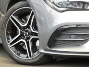 AMG CLAクラス CLA35 4MATIC AMGｱﾄﾞﾊﾞﾝｽﾄﾞ&ﾅﾋﾞｹﾞｰｼｮﾝ&ﾚｰﾀﾞｰｾｰﾌﾃｨPKG　meｺﾈｸﾄ AMGｴｱﾛ 18ｲﾝﾁAW 赤黒革/ﾋｰﾀｰ ﾊﾟﾉﾗﾏｻﾝﾙｰﾌ MBUXﾅﾋﾞ 地ﾃﾞｼﾞ 360度ｶﾒﾗ ﾍｯﾄﾞｱｯﾌﾟD ｱﾄﾞﾊﾞﾝｽﾄﾞｻｳﾝﾄﾞ 360度ﾄﾞﾗﾚｺ LEDﾍｯﾄﾞﾗｲﾄ/自動HB　2年保証付