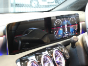 AMG CLAクラス CLA35 4MATIC AMGｱﾄﾞﾊﾞﾝｽﾄﾞ&ﾅﾋﾞｹﾞｰｼｮﾝ&ﾚｰﾀﾞｰｾｰﾌﾃｨPKG　meｺﾈｸﾄ AMGｴｱﾛ 18ｲﾝﾁAW 赤黒革/ﾋｰﾀｰ ﾊﾟﾉﾗﾏｻﾝﾙｰﾌ MBUXﾅﾋﾞ 地ﾃﾞｼﾞ 360度ｶﾒﾗ ﾍｯﾄﾞｱｯﾌﾟD ｱﾄﾞﾊﾞﾝｽﾄﾞｻｳﾝﾄﾞ 360度ﾄﾞﾗﾚｺ LEDﾍｯﾄﾞﾗｲﾄ/自動HB　2年保証付