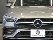 AMG CLAクラス CLA35 4MATIC AMGｱﾄﾞﾊﾞﾝｽﾄﾞ&ﾅﾋﾞｹﾞｰｼｮﾝ&ﾚｰﾀﾞｰｾｰﾌﾃｨPKG　meｺﾈｸﾄ AMGｴｱﾛ 18ｲﾝﾁAW 赤黒革/ﾋｰﾀｰ ﾊﾟﾉﾗﾏｻﾝﾙｰﾌ MBUXﾅﾋﾞ 地ﾃﾞｼﾞ 360度ｶﾒﾗ ﾍｯﾄﾞｱｯﾌﾟD ｱﾄﾞﾊﾞﾝｽﾄﾞｻｳﾝﾄﾞ 360度ﾄﾞﾗﾚｺ LEDﾍｯﾄﾞﾗｲﾄ/自動HB　2年保証付