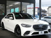 メルセデスベンツ Sクラス S500 4MATIC AMGﾗｲﾝ&ﾚｻﾞｰｴｸｽｸﾙｰｼﾌﾞ&ﾍﾞｰｼｯｸPKG　ISG搭載 ﾌﾞﾗｳﾝﾚｻﾞｰ/ﾋｰﾀｰ/ﾍﾞﾝﾁﾚｰﾀｰ ﾊﾟﾉﾗﾏSR MBUXﾅﾋﾞTV AppleCarPlay 360ｶﾒﾗ Burmester ﾍｯﾄﾞｱｯﾌﾟD 自動ﾄﾗﾝｸ/ﾌｯﾄOP ﾃﾞｼﾞﾀﾙLEDﾗｲﾄ AMGｴｱﾛ/20ｲﾝﾁAW　2年保証付