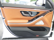 メルセデスベンツ Sクラス S500 4MATIC AMGﾗｲﾝ&ﾚｻﾞｰｴｸｽｸﾙｰｼﾌﾞ&ﾍﾞｰｼｯｸPKG　ISG搭載 ﾌﾞﾗｳﾝﾚｻﾞｰ/ﾋｰﾀｰ/ﾍﾞﾝﾁﾚｰﾀｰ ﾊﾟﾉﾗﾏSR MBUXﾅﾋﾞTV AppleCarPlay 360ｶﾒﾗ Burmester ﾍｯﾄﾞｱｯﾌﾟD 自動ﾄﾗﾝｸ/ﾌｯﾄOP ﾃﾞｼﾞﾀﾙLEDﾗｲﾄ AMGｴｱﾛ/20ｲﾝﾁAW　2年保証付