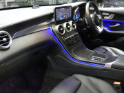 メルセデスベンツ GLC GLC300 4MATIC AMGﾗｲﾝ ﾚｻﾞｰｴｸｽｸﾙｰｼﾌﾞ&ﾚｰﾀﾞｰｾｰﾌﾃｨPKG　後期 1ｵｰﾅｰ meｺﾈｸﾄ AMGｴｱﾛ&20AW 黒本革/ﾍﾞﾝﾁﾚｰﾀｰ/ﾏｯｻｰｼﾞ ﾊﾟﾉﾗﾏSR MBUXﾅﾋﾞ 地ﾃﾞｼﾞ 360度ｶﾒﾗ ﾄﾞﾗﾚｺ Burmester ﾍｯﾄﾞｱｯﾌﾟD 自動ﾘｱｹﾞｰﾄ/ﾌｯﾄOP LEDﾍｯﾄﾞﾗｲﾄ　2年保証付
