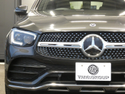 メルセデスベンツ GLC GLC300 4MATIC AMGﾗｲﾝ ﾚｻﾞｰｴｸｽｸﾙｰｼﾌﾞ&ﾚｰﾀﾞｰｾｰﾌﾃｨPKG　後期 1ｵｰﾅｰ meｺﾈｸﾄ AMGｴｱﾛ&20AW 黒本革/ﾍﾞﾝﾁﾚｰﾀｰ/ﾏｯｻｰｼﾞ ﾊﾟﾉﾗﾏSR MBUXﾅﾋﾞ 地ﾃﾞｼﾞ 360度ｶﾒﾗ ﾄﾞﾗﾚｺ Burmester ﾍｯﾄﾞｱｯﾌﾟD 自動ﾘｱｹﾞｰﾄ/ﾌｯﾄOP LEDﾍｯﾄﾞﾗｲﾄ　2年保証付