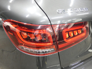 メルセデスベンツ GLC GLC300 4MATIC AMGﾗｲﾝ ﾚｻﾞｰｴｸｽｸﾙｰｼﾌﾞ&ﾚｰﾀﾞｰｾｰﾌﾃｨPKG　後期 1ｵｰﾅｰ meｺﾈｸﾄ AMGｴｱﾛ&20AW 黒本革/ﾍﾞﾝﾁﾚｰﾀｰ/ﾏｯｻｰｼﾞ ﾊﾟﾉﾗﾏSR MBUXﾅﾋﾞ 地ﾃﾞｼﾞ 360度ｶﾒﾗ ﾄﾞﾗﾚｺ Burmester ﾍｯﾄﾞｱｯﾌﾟD 自動ﾘｱｹﾞｰﾄ/ﾌｯﾄOP LEDﾍｯﾄﾞﾗｲﾄ　2年保証付