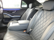 メルセデスベンツ Sクラス S400d 4MATIC AMGﾗｲﾝ ﾚｻﾞｰｴｸｽｸﾙｰｼﾌﾞ&ﾍﾞｰｼｯｸPKG　1ｵｰﾅｰ ﾌﾞﾗｯｸﾚｻﾞｰ/ﾋｰﾀｰ/ﾍﾞﾝﾁﾚｰﾀｰ ﾊﾟﾉﾗﾏSR MBUXﾅﾋﾞTV AppleCarPlay 360ｶﾒﾗ Burmester ﾍｯﾄﾞｱｯﾌﾟD 自動ﾄﾗﾝｸ/ﾌｯﾄOP ﾃﾞｼﾞﾀﾙLEDﾗｲﾄ AMGｴｱﾛ/20ｲﾝﾁAW　2年保証付