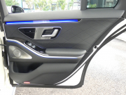メルセデスベンツ Sクラス S400d 4MATIC AMGﾗｲﾝ ﾚｻﾞｰｴｸｽｸﾙｰｼﾌﾞ&ﾍﾞｰｼｯｸPKG　1ｵｰﾅｰ ﾌﾞﾗｯｸﾚｻﾞｰ/ﾋｰﾀｰ/ﾍﾞﾝﾁﾚｰﾀｰ ﾊﾟﾉﾗﾏSR MBUXﾅﾋﾞTV AppleCarPlay 360ｶﾒﾗ Burmester ﾍｯﾄﾞｱｯﾌﾟD 自動ﾄﾗﾝｸ/ﾌｯﾄOP ﾃﾞｼﾞﾀﾙLEDﾗｲﾄ AMGｴｱﾛ/20ｲﾝﾁAW　2年保証付