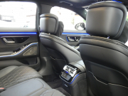 メルセデスベンツ Sクラス S400d 4MATIC AMGﾗｲﾝ ﾚｻﾞｰｴｸｽｸﾙｰｼﾌﾞ&ﾍﾞｰｼｯｸPKG　1ｵｰﾅｰ ﾌﾞﾗｯｸﾚｻﾞｰ/ﾋｰﾀｰ/ﾍﾞﾝﾁﾚｰﾀｰ ﾊﾟﾉﾗﾏSR MBUXﾅﾋﾞTV AppleCarPlay 360ｶﾒﾗ Burmester ﾍｯﾄﾞｱｯﾌﾟD 自動ﾄﾗﾝｸ/ﾌｯﾄOP ﾃﾞｼﾞﾀﾙLEDﾗｲﾄ AMGｴｱﾛ/20ｲﾝﾁAW　2年保証付