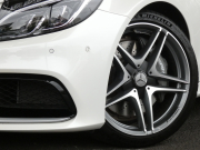 AMG Cクラス C63 ｴｸｽｸﾙｰｼﾌﾞ&ﾚｰﾀﾞｰｾｰﾌﾃｨPKG　1ｵｰﾅｰ AMG19ｲﾝﾁAW&AMGｴｱﾛ ﾌﾞﾗｯｸﾅｯﾊﾟﾚｻﾞｰ ﾅﾋﾞTV Bｶﾒﾗ Burmester 純正ﾄﾞﾗﾚｺ 自動ﾄﾗﾝｸ/ﾌｯﾄOP ｴｱﾊﾞﾗﾝｽPKG/ﾊﾟﾌｭｰﾑｱﾄﾏｲｻﾞｰ AMGﾗｲﾄﾞｺﾝﾄﾛｰﾙｻｽ AMG強化ﾌﾞﾚｰｷ LEDﾍｯﾄﾞﾗｲﾄ　2年保証付