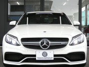 AMG Cクラス C63 ｴｸｽｸﾙｰｼﾌﾞ&ﾚｰﾀﾞｰｾｰﾌﾃｨPKG　1ｵｰﾅｰ AMG19ｲﾝﾁAW&AMGｴｱﾛ ﾌﾞﾗｯｸﾅｯﾊﾟﾚｻﾞｰ ﾅﾋﾞTV Bｶﾒﾗ Burmester 純正ﾄﾞﾗﾚｺ 自動ﾄﾗﾝｸ/ﾌｯﾄOP ｴｱﾊﾞﾗﾝｽPKG/ﾊﾟﾌｭｰﾑｱﾄﾏｲｻﾞｰ AMGﾗｲﾄﾞｺﾝﾄﾛｰﾙｻｽ AMG強化ﾌﾞﾚｰｷ LEDﾍｯﾄﾞﾗｲﾄ　2年保証付