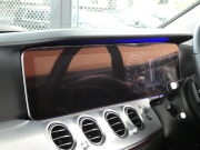 メルセデスベンツ Eクラス E220d 4MATIC ｵｰﾙﾃﾚｲﾝ ｴｸｽｸﾙｰｼﾌﾞ&ﾚｰﾀﾞｰｾｰﾌﾃｨPKG　meｺﾈｸﾄ 黒本革/ﾍﾞﾝﾁﾚｰﾀｰ/前後ﾋｰﾀｰ ﾊﾟﾉﾗﾏSR ﾅﾋﾞ 地ﾃﾞｼﾞ 360度ｶﾒﾗ AppleCarPlay Burmester ﾍｯﾄﾞｱｯﾌﾟD ｴｱﾊﾞﾗﾝｽPKG 自動ﾘｱｹﾞｰﾄ/ﾌｯﾄOP LEDﾗｲﾄ/自動HB　2年保証付
