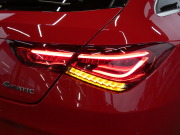 メルセデスベンツ CLAクラス CLA250 4MATIC ｼｭｰﾃｨﾝｸﾞﾌﾞﾚｰｸ AMGﾗｲﾝ AMGﾚｻﾞｰｴｸｽｸﾙｰｼﾌﾞ&ｱﾄﾞﾊﾞﾝｽﾄﾞ&ﾅﾋﾞ&ﾚｰﾀﾞｰｾｰﾌﾃｨPKG　meｺﾈｸﾄ 赤黒革 ﾊﾟﾉﾗﾏSR MBUXﾅﾋﾞTV 360度ｶﾒﾗ ｱﾄﾞﾊﾞﾝｽﾄﾞｻｳﾝﾄﾞ ﾍｯﾄﾞｱｯﾌﾟD ﾜｲﾔﾚｽﾁｬｰｼﾞ 自動ﾘｱｹﾞｰﾄ LEDﾗｲﾄ/自動HB　2年保証付