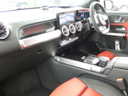 AMG GLB GLB35 4MATIC AMGﾊﾟﾌｫｰﾏﾝｽ&ｱﾄﾞﾊﾞﾝｽﾄﾞ&ﾅﾋﾞｹﾞｰｼｮﾝ&ﾚｰﾀﾞｰｾｰﾌﾃｨPKG　1ｵｰﾅｰ meｺﾈｸﾄ AMGｴｱﾛ/19ｲﾝﾁｱﾙﾐ ﾊﾟﾌｫｰﾏﾝｽｽﾃｱﾘﾝｸﾞ/ｽｲｯﾁ 赤黒革/ﾍﾞﾝﾁﾚｰﾀｰ ﾊﾟﾉﾗﾏｻﾝﾙｰﾌ MBUXﾅﾋﾞ 地ﾃﾞｼﾞ 360度ｶﾒﾗ ﾍｯﾄﾞｱｯﾌﾟD　2年保証付