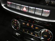 メルセデスベンツ Gクラス G350d ﾗｸﾞｼﾞｭｱﾘｰPKG　ﾃﾞｨｽﾄﾛﾆｯｸﾌﾟﾗｽ 245psE/G AMGｵｰﾊﾞｰﾌｪﾝﾀﾞｰ 黒本革ｼｰﾄ/前後ﾋｰﾀｰ HDDﾅﾋﾞ 地ﾃﾞｼﾞ ﾊﾞｯｸ&ｻｲﾄﾞｶﾒﾗ harman/kardon BTｵｰﾃﾞｨｵ ﾊﾟﾄﾞﾙｼﾌﾄ ﾊﾟｰｸﾄﾛﾆｯｸｾﾝｻｰ 純正18ｲﾝﾁAW ｷｾﾉﾝﾗｲﾄ　2年保証付
