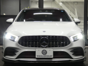 AMG Aクラス A35 4MATIC AMGｱﾄﾞﾊﾞﾝｽﾄﾞ&ﾅﾋﾞｹﾞｰｼｮﾝ&ﾚｰﾀﾞｰｾｰﾌﾃｨPKG　meｺﾈｸﾄ AMGｴｱﾛ 18ｲﾝﾁAW ﾘｯﾌﾟｽﾎﾟｲﾗｰ 赤黒革/ﾋｰﾀｰ ﾊﾟﾉﾗﾏｻﾝﾙｰﾌ MBUXﾅﾋﾞ 地ﾃﾞｼﾞ 360度ｶﾒﾗ ﾍｯﾄﾞｱｯﾌﾟD ｱﾄﾞﾊﾞﾝｽﾄﾞｻｳﾝﾄﾞ ﾄﾞﾗﾚｺ LEDﾍｯﾄﾞﾗｲﾄ/自動HB　2年保証付