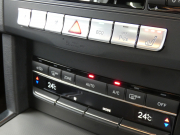 メルセデスベンツ Eクラス E300 AVG ﾚｰﾀﾞｰｾｰﾌﾃｨPKG　後期 1ｵｰﾅｰ ｷｰﾚｽｺﾞｰ 黒本革ｼｰﾄ/前後ﾋｰﾀｰ ﾅﾋﾞ 地ﾃﾞｼﾞ Bｶﾒﾗ 自動ﾄﾗﾝｸ ﾄﾗﾝｸｽﾙｰ 純正18ｲﾝﾁAW ﾊﾟﾄﾞﾙｼﾌﾄ LEDﾗｲﾄ/自動HB ｱﾝﾋﾞｴﾝﾄﾗｲﾄ　2年保証付