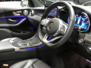 メルセデスベンツ GLC GLC300 4MATIC AMGﾗｲﾝ ﾚｻﾞｰｴｸｽｸﾙｰｼﾌﾞ&ﾚｰﾀﾞｰｾｰﾌﾃｨPKG　後期 meｺﾈｸﾄ AMGｴｱﾛ&20AW 黒本革/ﾍﾞﾝﾁﾚｰﾀｰ/ﾏｯｻｰｼﾞ ﾊﾟﾉﾗﾏSR MBUXﾅﾋﾞ 地ﾃﾞｼﾞ 360度ｶﾒﾗ 前後ﾄﾞﾗﾚｺ Burmester ﾍｯﾄﾞｱｯﾌﾟD 自動ﾘｱｹﾞｰﾄ/ﾌｯﾄOP LEDﾍｯﾄﾞﾗｲﾄ　2年保証付