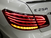 メルセデスベンツ Eクラス E250 ｶﾌﾞﾘｵﾚ AMGｽﾎﾟｰﾂ&ｺﾝﾌｫｰﾄ&ﾚｰﾀﾞｰｾｰﾌﾃｨPKG　後期 ﾌﾞﾗｳﾝｿﾌﾄﾄｯﾌﾟ AMGｴｱﾛ&18AW ﾄﾗﾝｸｽﾎﾟｲﾗｰ ｷｰﾚｽｺﾞｰ 茶本革/ﾋｰﾀｰ/ｴｱｽｶｰﾌ ｴｱｶﾞｲﾄﾞ ﾅﾋﾞ 地ﾃﾞｼﾞ ﾊﾞｯｸｶﾒﾗ 純正ﾄﾞﾗﾚｺ LEDﾍｯﾄﾞﾗｲﾄ/自動ﾊｲﾋﾞｰﾑ　2年保証付