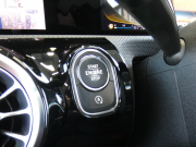 AMG Aクラス A35 4MATIC AMGｱﾄﾞﾊﾞﾝｽﾄﾞ&ﾅﾋﾞｹﾞｰｼｮﾝ&ﾚｰﾀﾞｰｾｰﾌﾃｨPKG　meｺﾈｸﾄ AMGｴｱﾛ 18ｲﾝﾁAW 赤黒革/ﾋｰﾀｰ ﾊﾟﾉﾗﾏｻﾝﾙｰﾌ MBUXﾅﾋﾞ 地ﾃﾞｼﾞ 360度ｶﾒﾗ ﾍｯﾄﾞｱｯﾌﾟD ｱﾄﾞﾊﾞﾝｽﾄﾞｻｳﾝﾄﾞ 前後ﾄﾞﾗﾚｺ LEDﾍｯﾄﾞﾗｲﾄ/自動HB　2年保証付